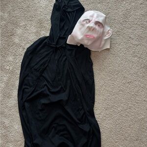 Harry Potter Lord Voldemort mask and cape.
